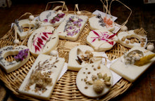 Charger l'image dans la galerie, Suspension parfumée- Pratique et sensorielle